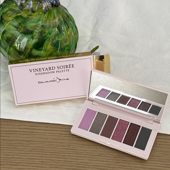 Coloured Raine Vineyard Soirée Eyeshadow Palette - Picture 1 of 5
